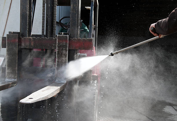 Best Machinery and Equipment Cleaning  in Goldenrod, FL